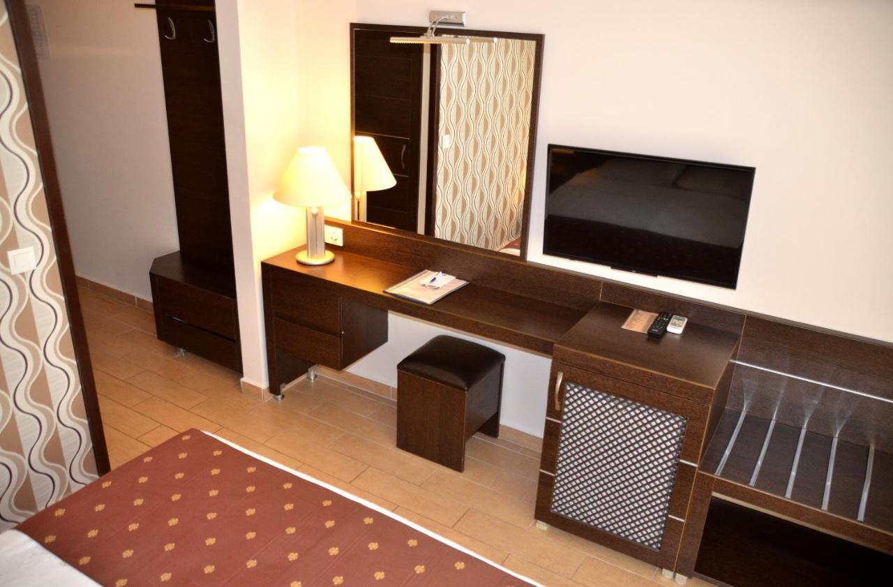 אלאניה Boulevard Otel מראה חיצוני תמונה