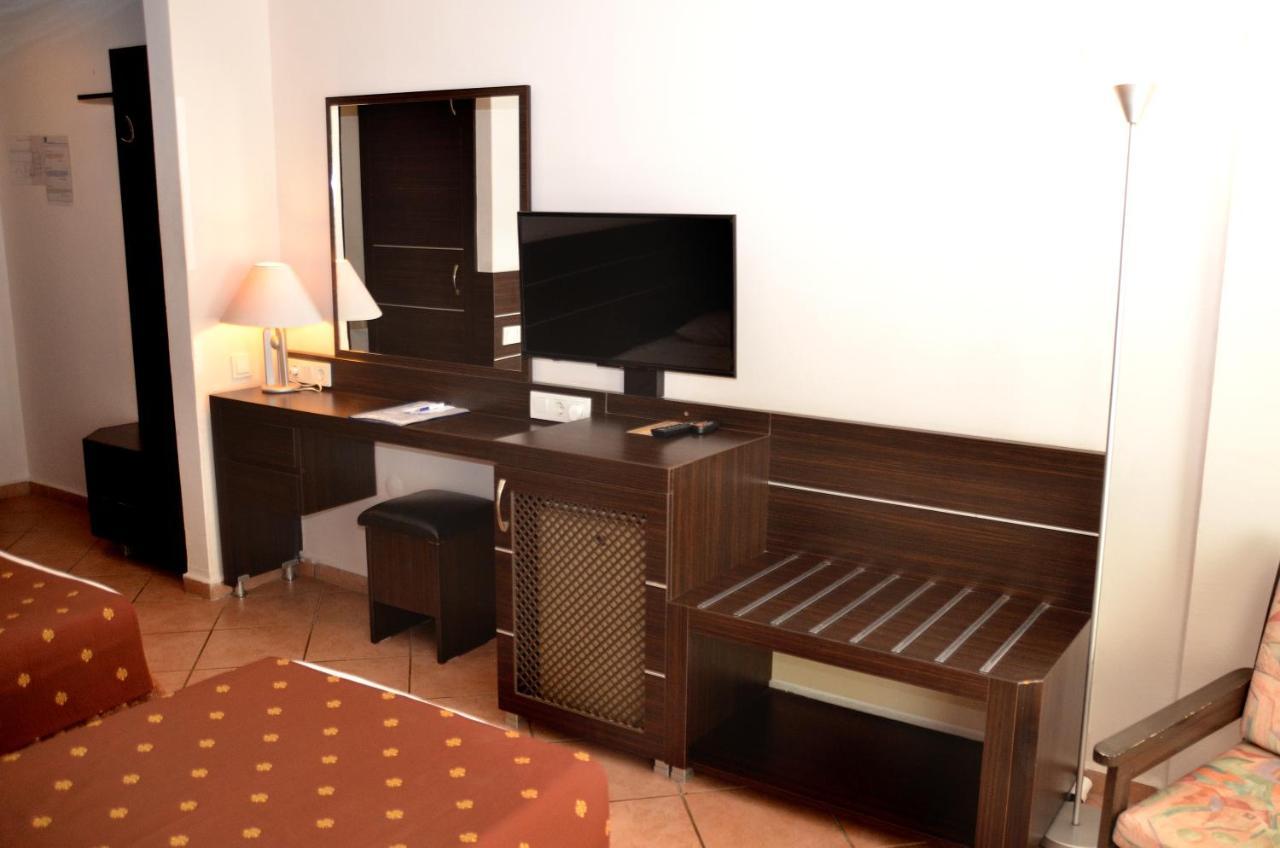 אלאניה Boulevard Otel מראה חיצוני תמונה