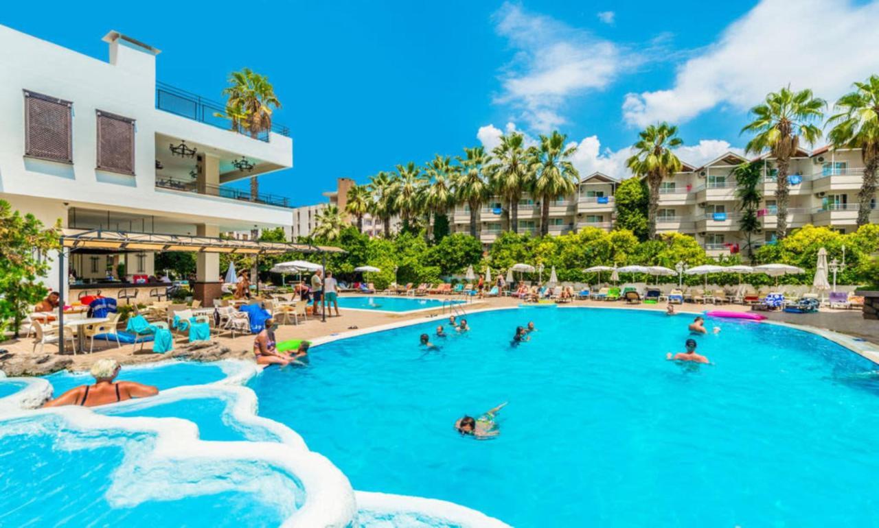 אלאניה Boulevard Otel מראה חיצוני תמונה