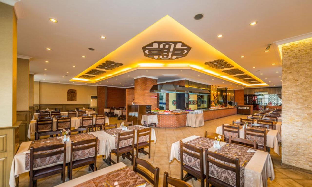 אלאניה Boulevard Otel מראה חיצוני תמונה