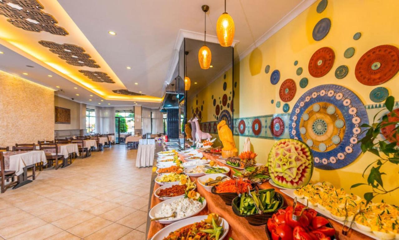 אלאניה Boulevard Otel מראה חיצוני תמונה